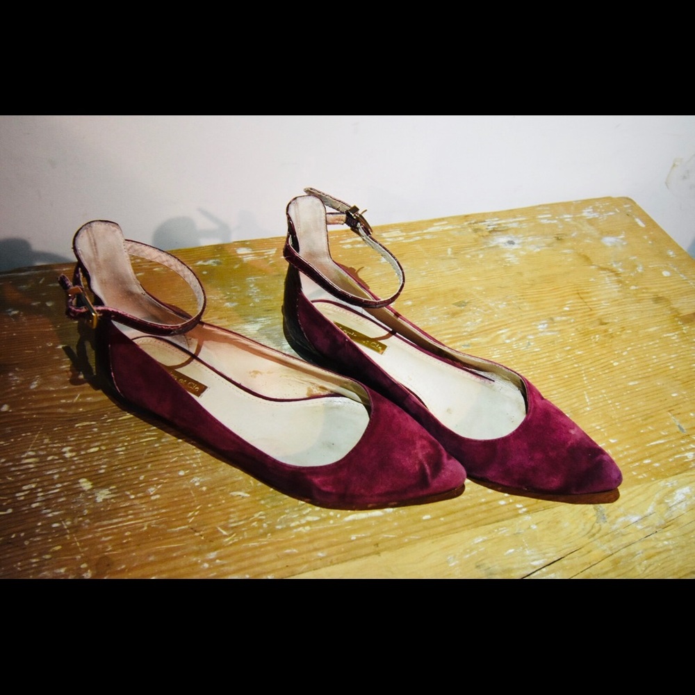 Stylish maroon flats - Picture 2 of 5